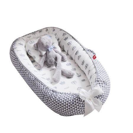 Lit de bébé portable avec motif triangle