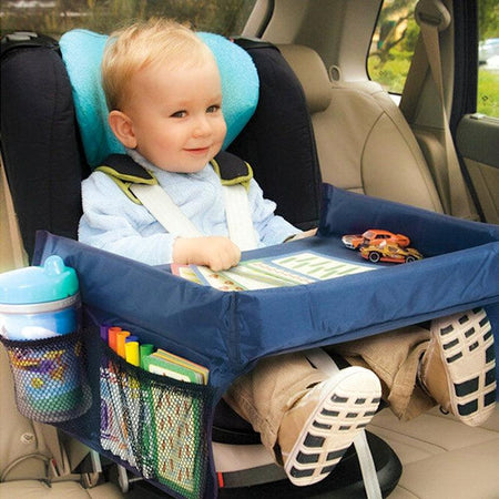 Plateau de voyage bleu pour enfant en démonstration